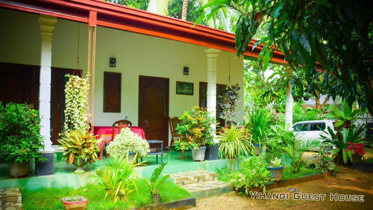 Vihangi Guesthouse Dambulla Exteriör bild